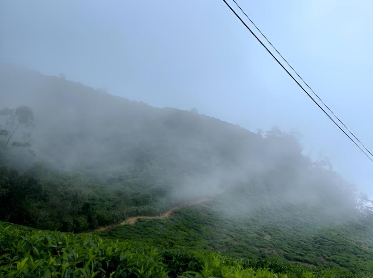 فندق The Mount View By Liyozi Leasiure نوفارا إيلِيا المظهر الخارجي الصورة